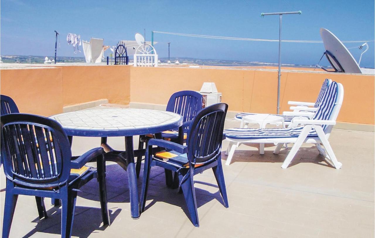 Amazing Apartment In Torrevieja With Kitchen エクステリア 写真
